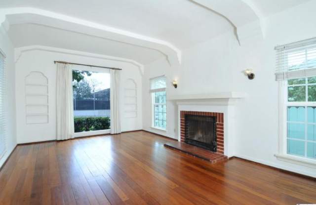1225 Virginia Avenue Gallery 3