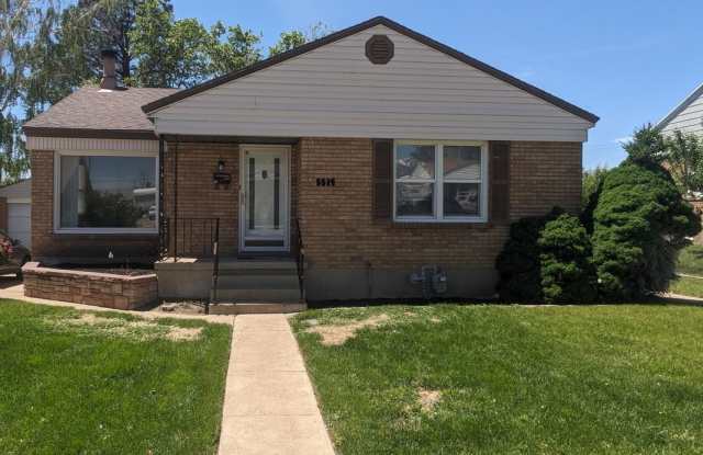 3 Weeks Rent Free! 5 Bed 2 Bath Single Family Home for Rent in Roy! photos photos