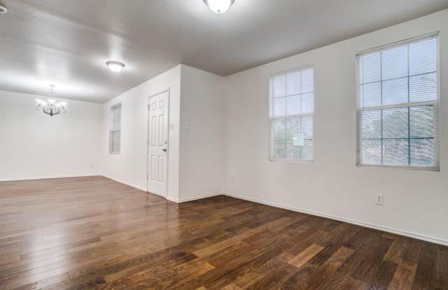 2827 Amber Waves Lane Gallery 4