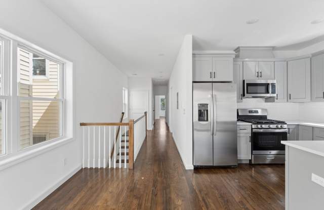 914 Bergen Street - 2 Gallery 1