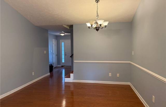 1520 Timberrock Court Gallery 3
