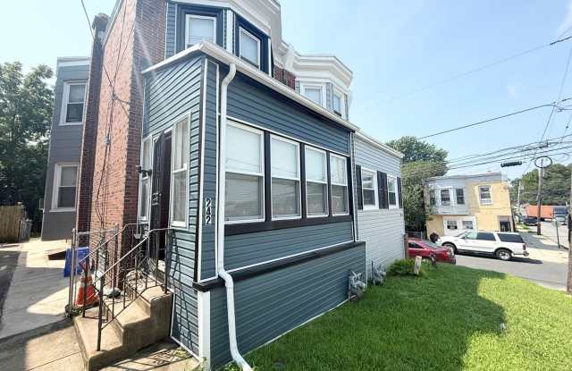 Charming 3-Bedroom Home in Collingdale! Available NOW! Gallery 3