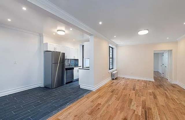 708 W 192nd St Apt 3T photos photos