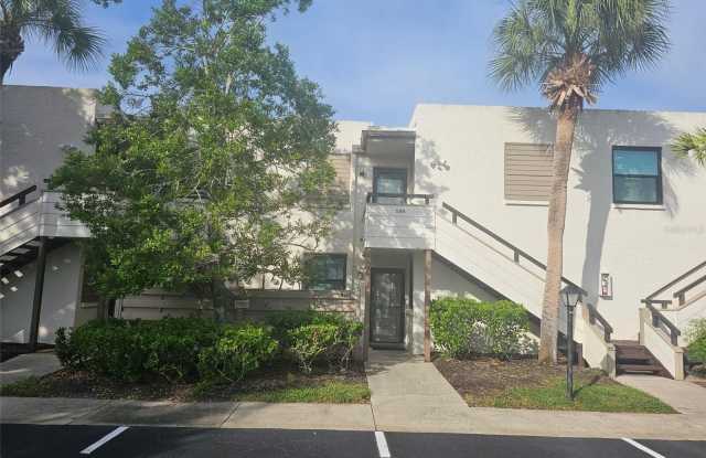 586 LAKESIDE DRIVE photos photos
