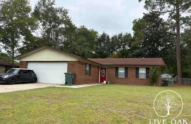 105 Monroe Ave Hinesville, GA photos photos