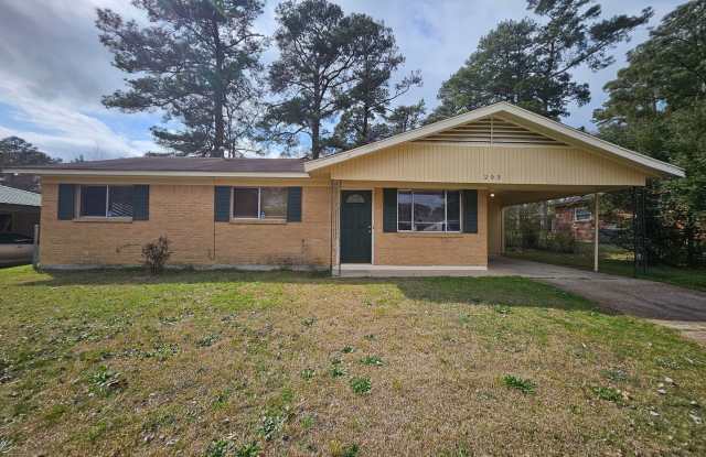 203 Ivy Street - 203 Ivy Street, New Llano, LA 71461