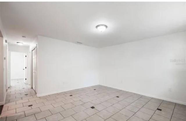 519 S WESTGATE Avenue Gallery 3