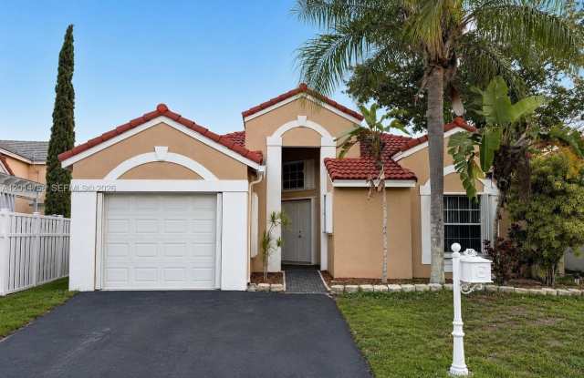 465 Somerset Way photos photos