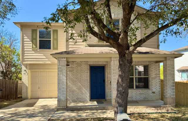 Beautiful 2 Story Home! - 18 Beacon Bay, San Antonio, TX 78239