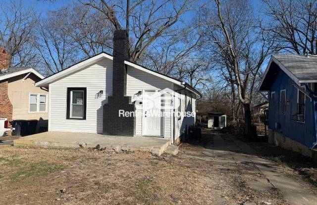 7411 Montgall Avenue photos photos