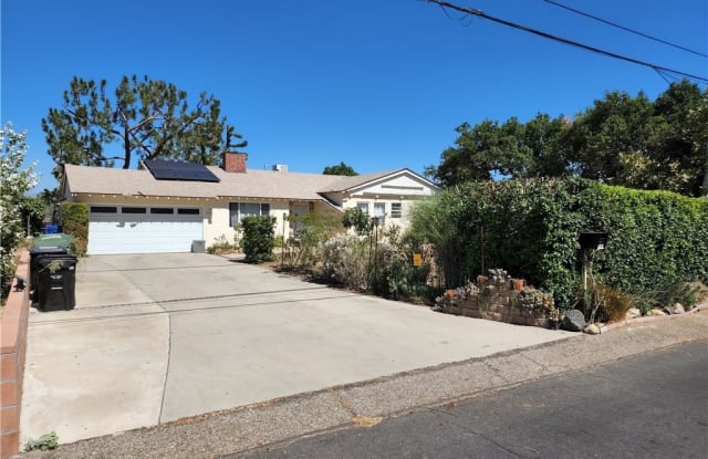 9812 Columbus Avenue - 9812 North Columbus Avenue, Los Angeles, CA 91343