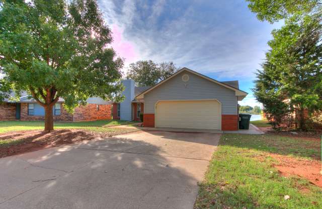 1900 Gray Fox Dr Gallery 3