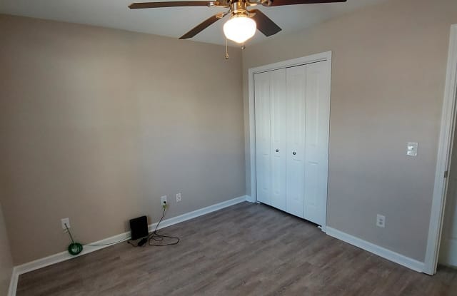 418 Hawkeye Court Columbia, SC 29206 photos photos