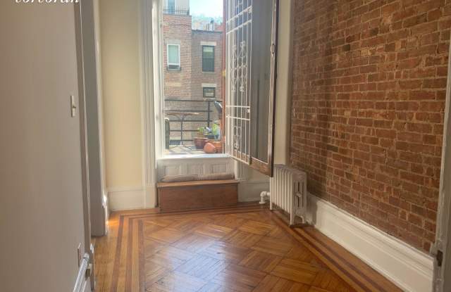 22 West 95th Street Gallery 4