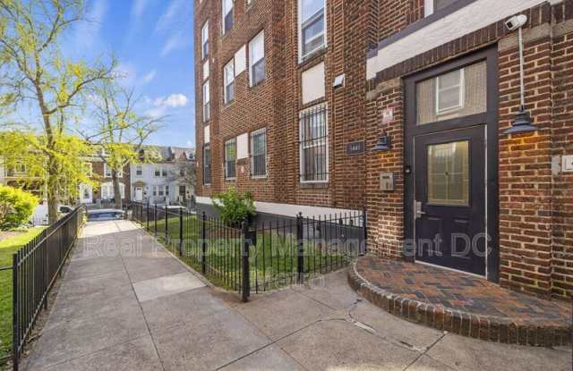 1441 Spring Rd NW photos photos