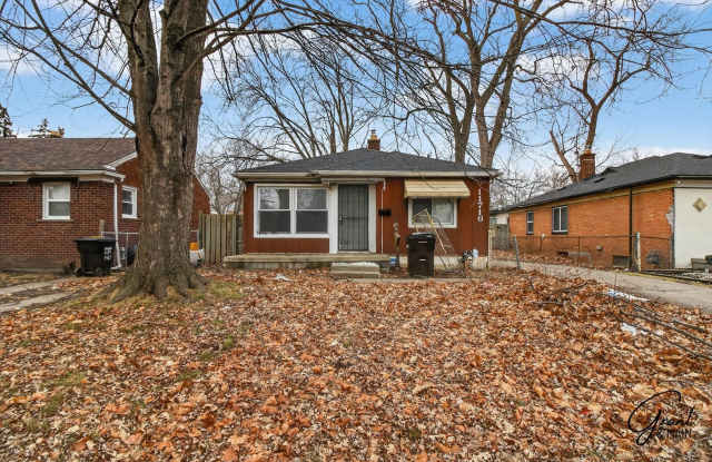 $1050 Charming 2 Bed Home photos photos