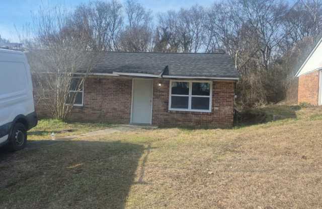 Clean, Bright, and Ready to Go — 314 West Thomas Ct photos photos