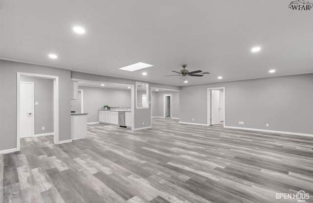 4303 PRINCE EDWARD DRIVE Gallery 4