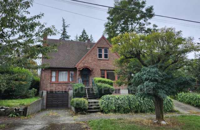 1909 Gregory Way - 1909 Gregory Way, Bremerton, WA 98337
