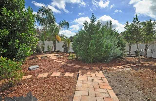 2209 KINGSCREST CIRCLE Gallery 4