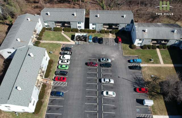 Ten Hills Apartments Gallery 3