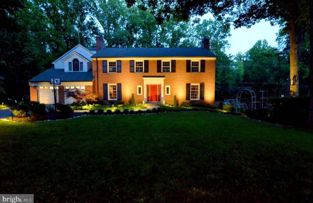 9401 TOBIN CIRCLE - 9401 Tobin Circle, Potomac, MD 20854