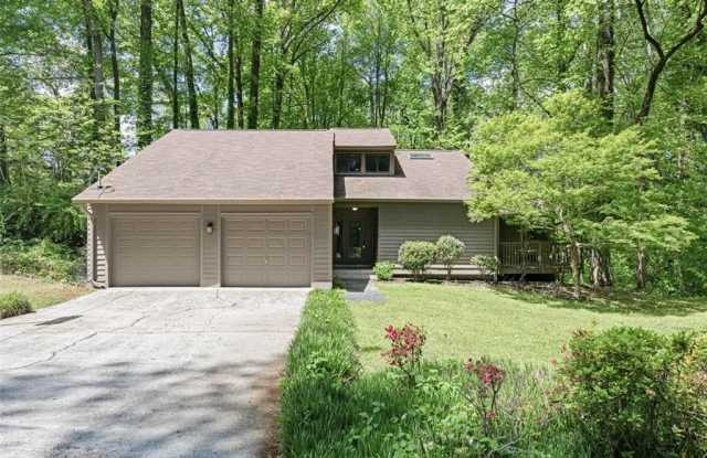 4186 BEVERLY Lane NE - 4186 Beverly Lane Northeast, Atlanta, GA 30342