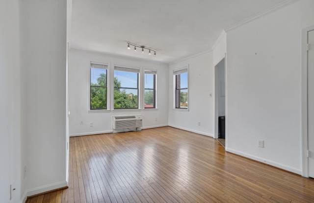 One month free rent with a lease start date before or by September 30, 2025! Available Now! 1 Bedroom 1 Bathroom Condo // Kalorama Triangle// 93 WalkScore! - 2310 Ashmead Place Northwest, Washington, DC 20009 One month free rent with a lease start date before or by September 30, 2025! Available Now! 1 Bedroom 1 Bathroom Condo // Kalorama Triangle// 93 WalkScore! - 2310 Ashmead Place Northwest, Washington, DC 20009