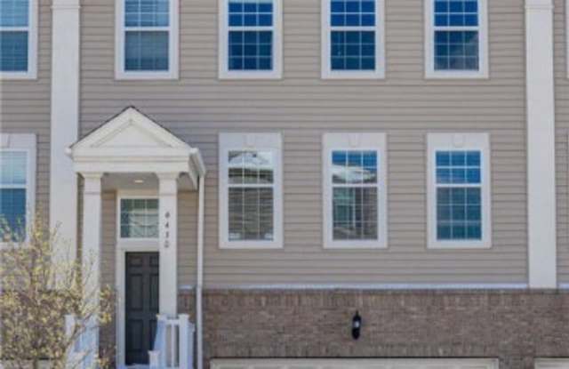 6430 park pointe ct - 6430 Park Pointe Court, Woodmere, OH 44124