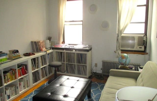 106 7TH AVE - 106 7th Avenue, New York City, NY 10011