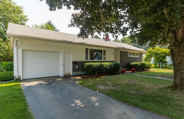 83 Sheffield Road - 83 Sheffield Road, Portsmouth, NH 03801