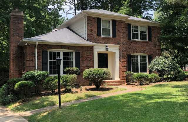 823 Tadlock Place Gallery 2
