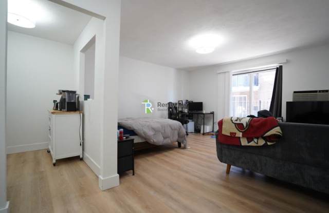 745 East 6th St. photos photos
