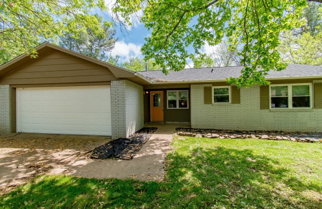 2332 South Clover Drive photos photos