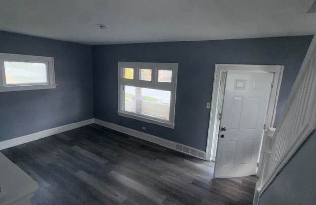 Charming 3-Bedroom Property in Prime Location (SECTION 8 VOUCHERS ACCEPTED) Gallery 3