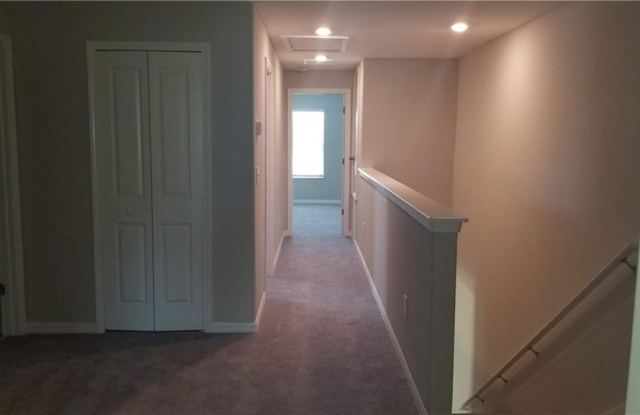 9744 Pembrooke Pines DR Gallery 4