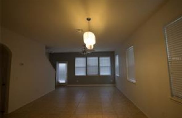 12839 Emersondale Ave Gallery 2