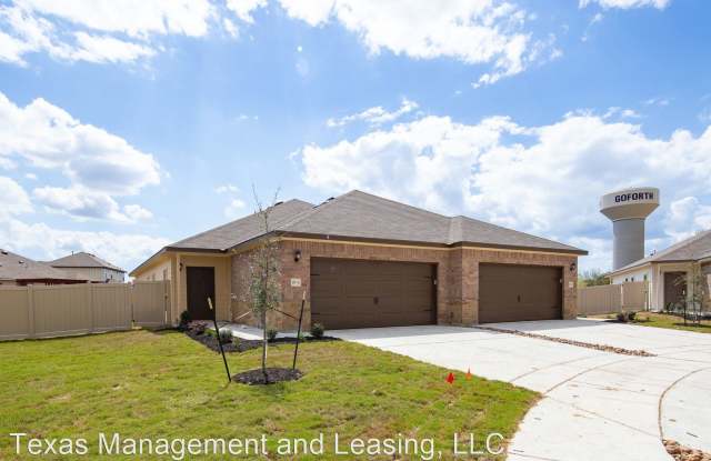 215 Joanne Loop A Gallery 2