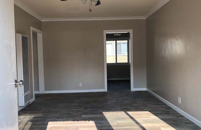 2809 Willow Place Gallery 2