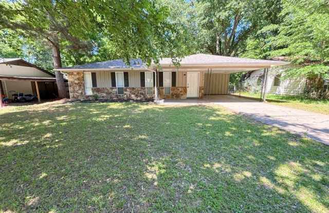 208 Raney Pl Gallery 1