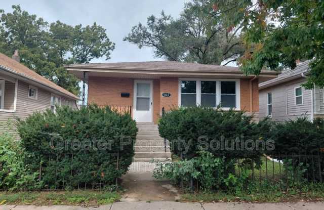 1127 East Morris Street Gallery 1