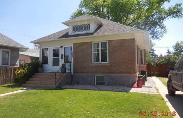 709 S 5th St photos photos