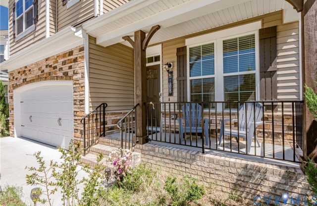 8105 Lyman Court Gallery 3
