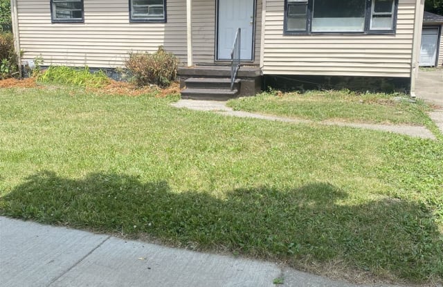 1318 W Mott Ave - 1318 West Mott Avenue, Flint, MI 48505