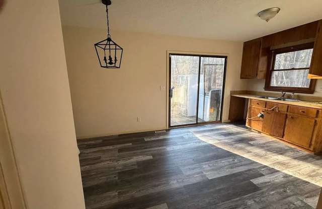 4423 American Drive - B Gallery 4