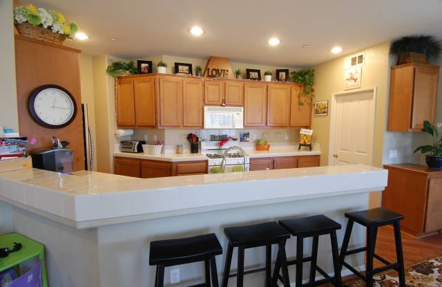 Upgraded 2 bedroom 2 bath Condo in Talega!! Gallery 3