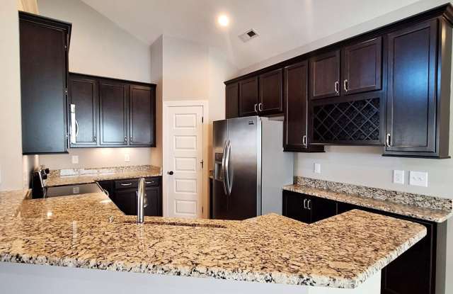 2109 Remington Court Gallery 3