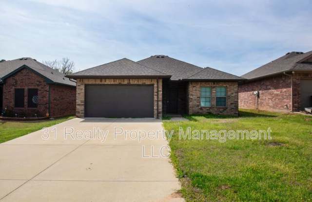 704 E Bullock St photos photos