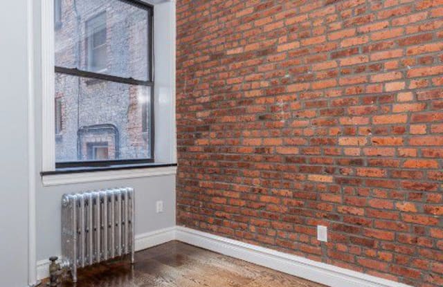 325 W 45th St - 325 West 45th Street, New York City, NY 10036