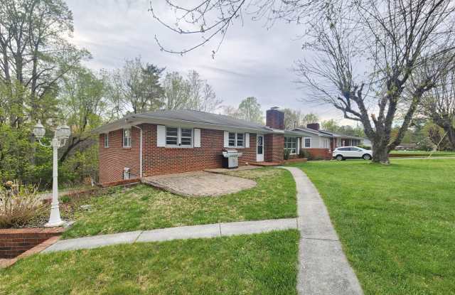 Great Candler Location! photos photos